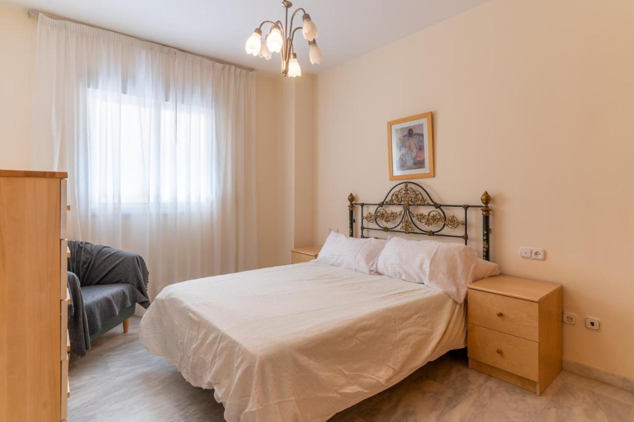 Estepona Beachside Apartamento Exterior foto
